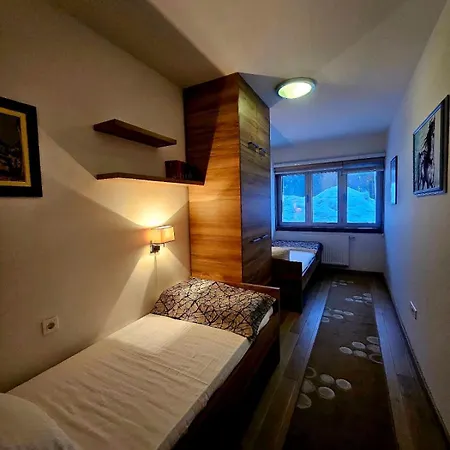 Privatni U Sklopu Aparthotela Vucko 002 アパート