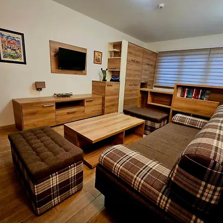 アパート Privatni U Sklopu Aparthotela Vucko 002 ヤホリナ